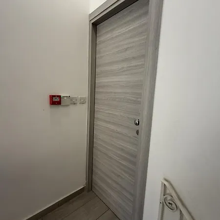 Mensija Nr 2 Apartament St. Julian's